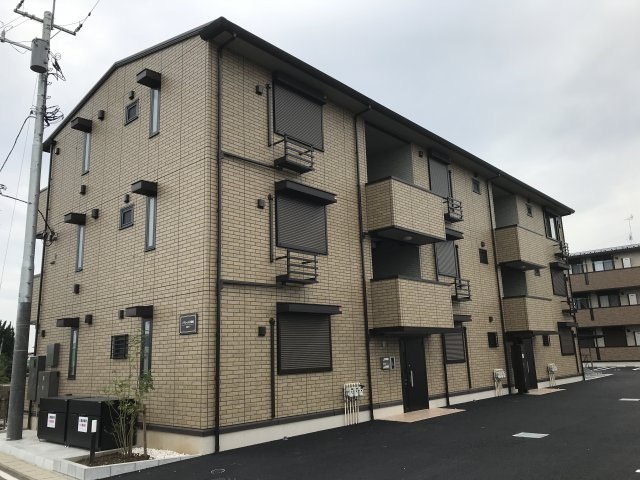 イグレット 2番館の外観