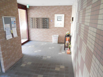 【エントランス】 | I’s SQUARE（アイズスクエア）