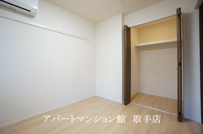 【寝室】 | コリーナ