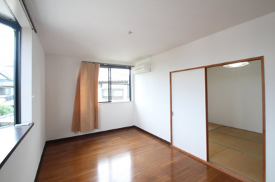 【居間・リビング】 | ヴィラミツキ | 使いやすいリビングです