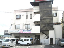 カド―ビル2Fテナントの画像