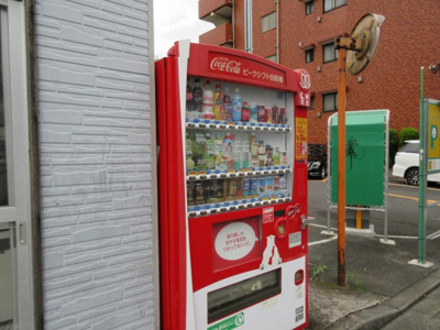  | 橘荘５号館 | 自動販売機　物件裏です