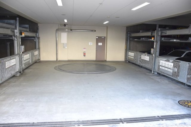 KAISEI神戸海岸通第2の駐車場