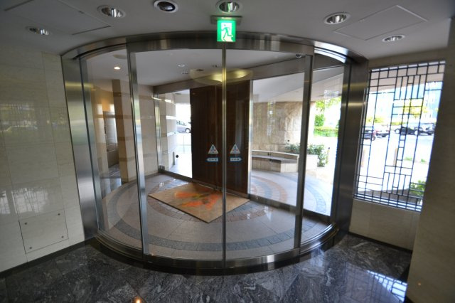 KAISEI神戸海岸通第2のエントランス