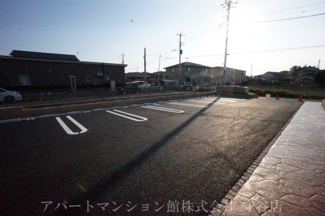 【駐車場】