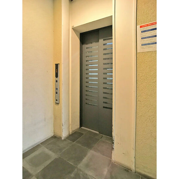 ラピスラズリのその他共用部分|ラピスラズリ（1LDK）　エレベーター