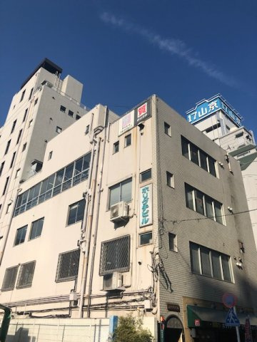 ホリグチビルの外観