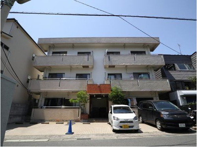 【外観】 | エクレール鎌倉 | 全室南向きの為陽当り風通り良好です。
最上階の角部屋です。

 全室南向きの為陽当り風通り良好です。
最上階の角部屋です。