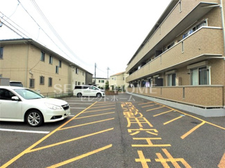 【駐車場】 | 駐車場があるので、車を買う予定の方も安心です
