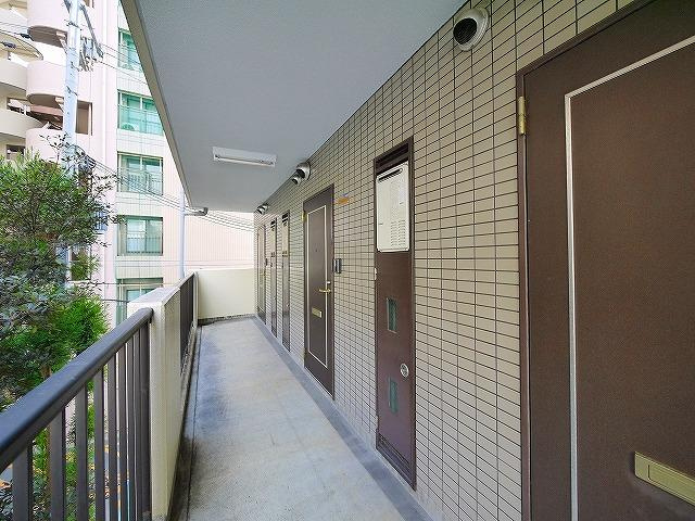 サニーサイド富雄のその他共用部分|見通しの良い通路