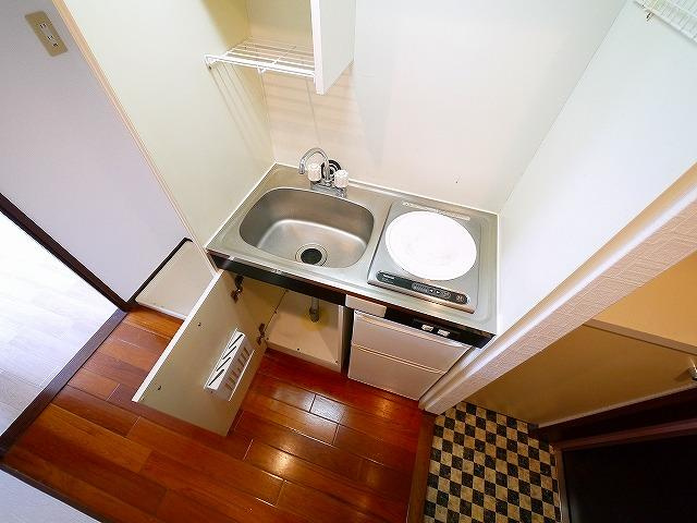 シティパレス富雄北のキッチン|お料理しやすいキッチンです