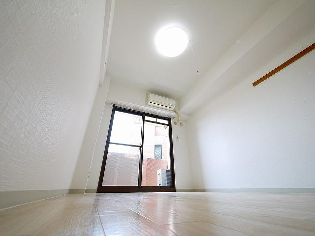 シティパレス富雄北の居間・リビング|使いやすい居間です