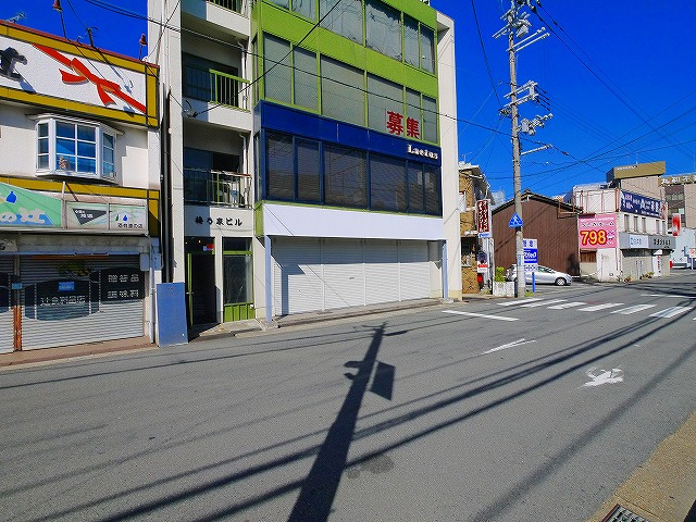 梅乃家ビルの周辺