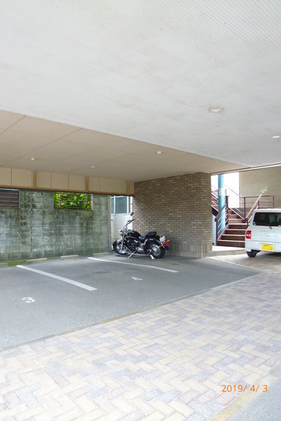 ヴェルデ【キャッシュバック対象物件】の駐車場|駐車場完備です