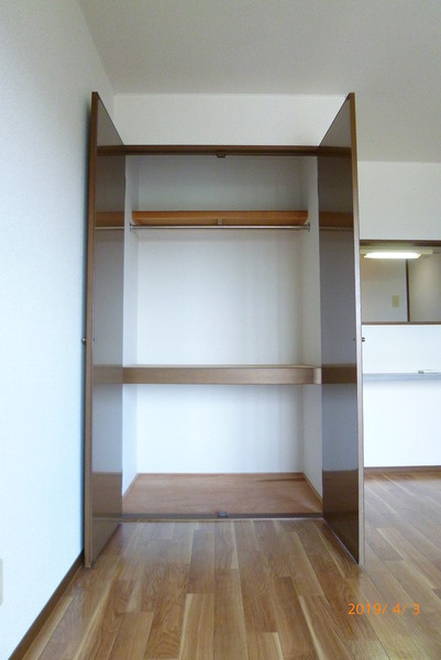 ヴェルデ【キャッシュバック対象物件】の収納|大きなものも収納できそうです