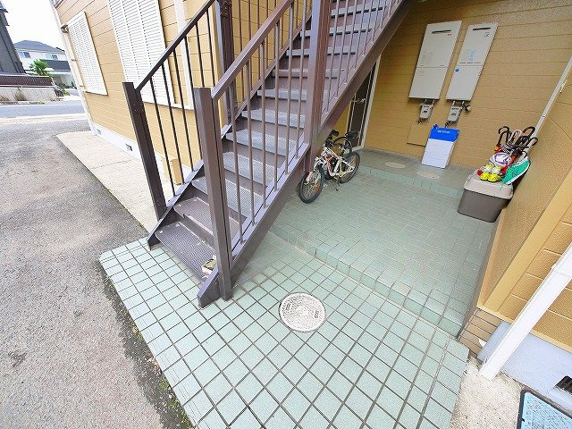 ログメントソファーB棟のその他共用部分|昇降階段