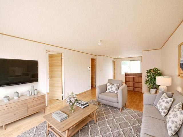 ログメントソファーB棟の居間・リビング|CGで家具等を配置したもので家具等は含まれません