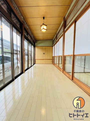 池の本貸家の内装