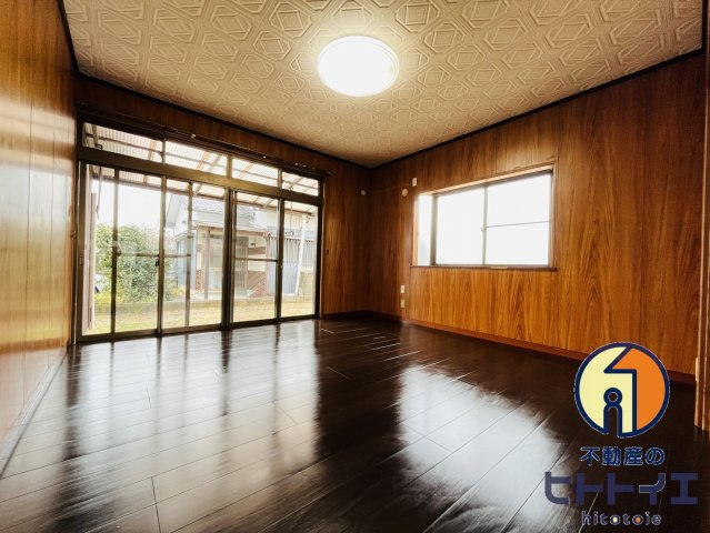 池の本貸家の洋室