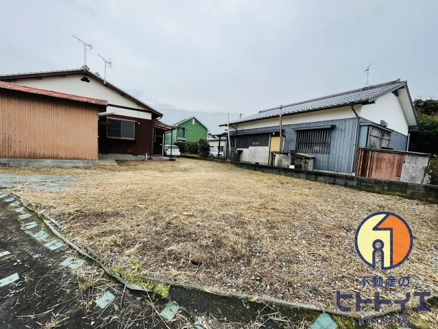 池の本貸家の庭