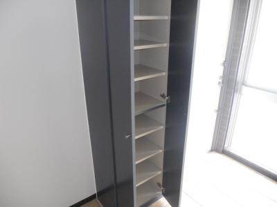 リンツ御池のその他|シューズＢＯＸ