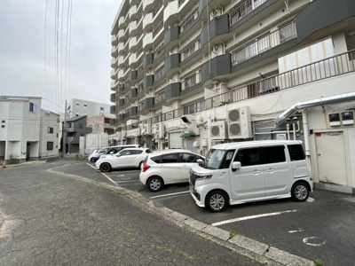 【駐車場】 | ハイツ追浜 | 駐車場