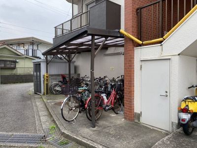 【駐車場】 | ハイツ追浜 | 自転車、バイク置場