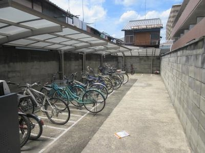 グランレブリー壬生の駐車場|駐輪場
