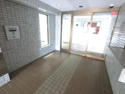 【その他共用部分】 | ライオンズマンション磯子丸山 | 防犯面でも安心のオートロック付です。