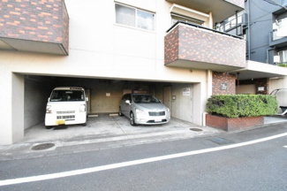 【駐車場】 | 平置き駐車場