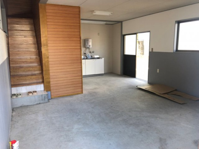 【ロビー】 | 細野倉庫付事務所