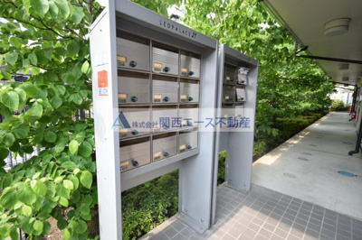 【エントランス】 | レオパレスLACASAⅡ