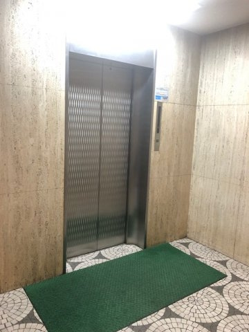 平田ビルのロビー