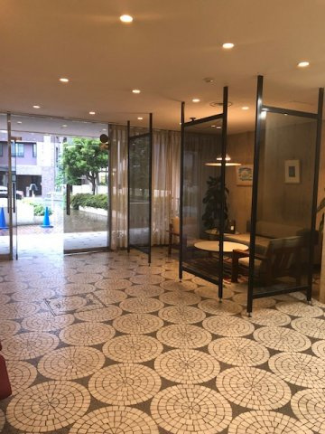 平田ビルのロビー