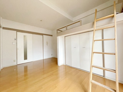 【居間・リビング】 | インペリアル寿町マンション