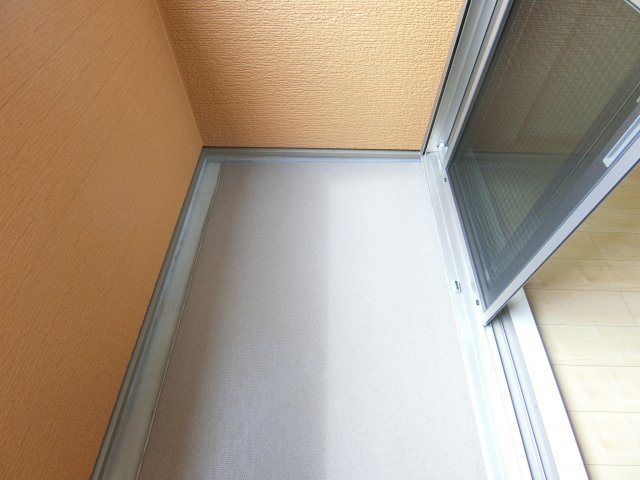 メゾングレイスのバルコニー