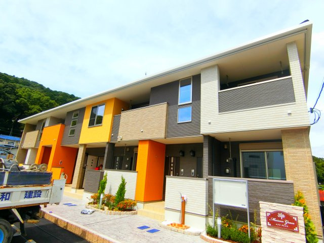 メゾングレイスの外観