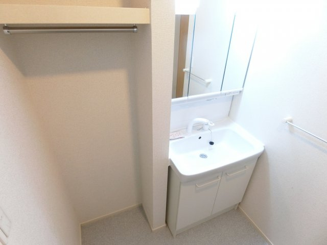 メゾングレイスの洗面所