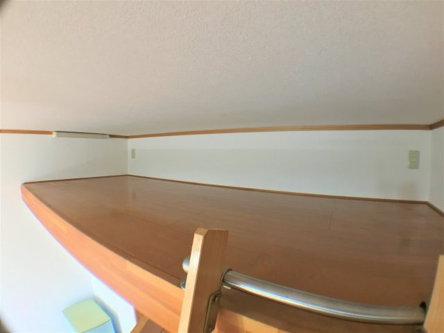 ピュアレジデンスの内装|4帖のロフト