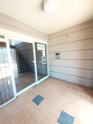 【エントランス】 | アヴィオン Ａ