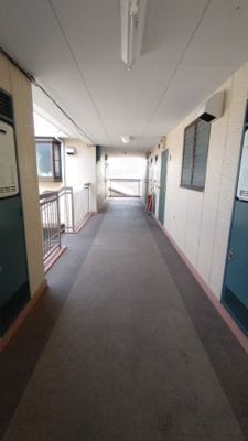 【その他共用部分】 | シュベール秀和 | 1F共用廊下