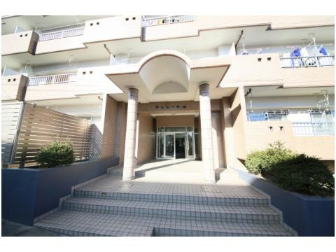 サンモール原のエントランス