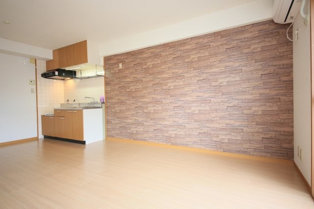 サンモール原の内装