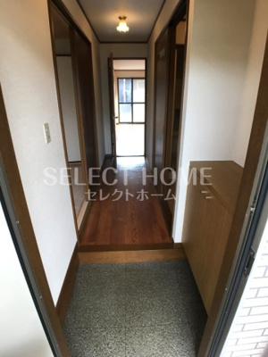 【玄関】 | ハイステージ城山 | ゆったりとした玄関です