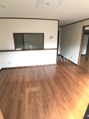 【居間・リビング】 | ハイステージ城山 | 使いやすいリビングです