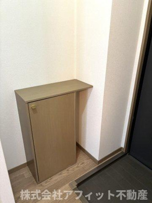 【玄関】 | シティ加茂川　B | シューズボックス