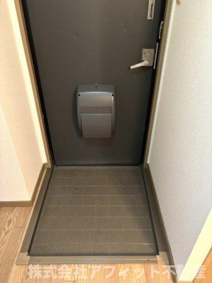 【エントランス】 | シティ加茂川　B