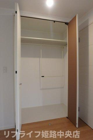 カーサ　カリーノの収納|写真は左右反転
