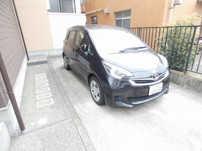 【駐車場】 | クローバーコート日比野