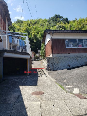 【前面道路含む現地写真】 | 鳥取市東今在家古民家